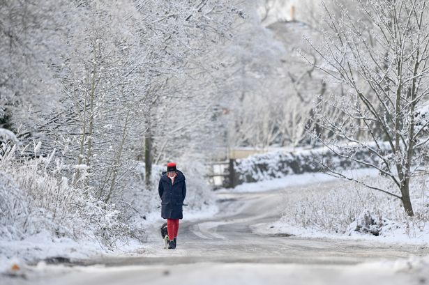 UK Weather Maps Forecast Rare and Potentially Hazardous Green Sky Phenomenon