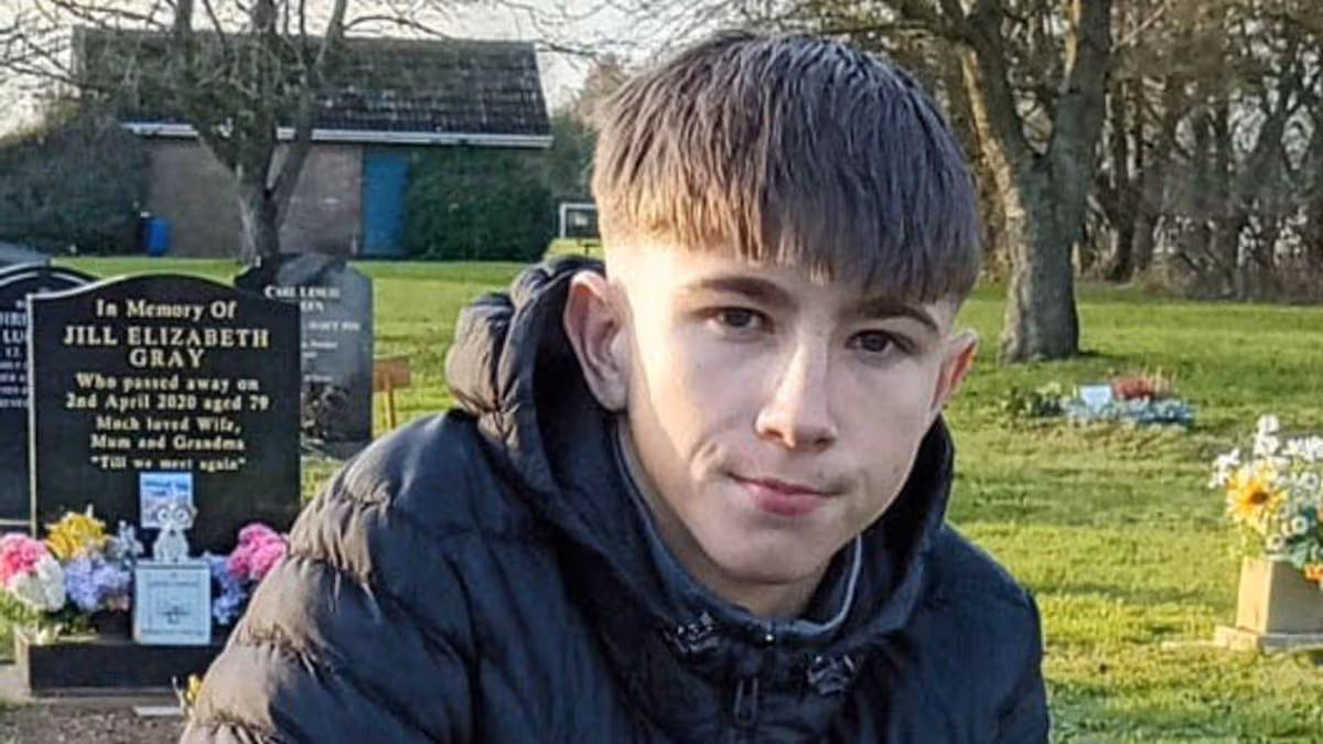 Schoolboy, 15, dies swimming in beauty spot lake as family ‘utterly heartbroken’