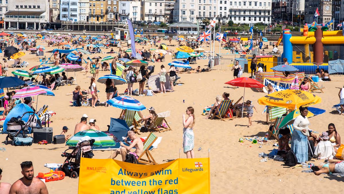 Met Office weather forecast reveals when UK heatwave will finally come to an end