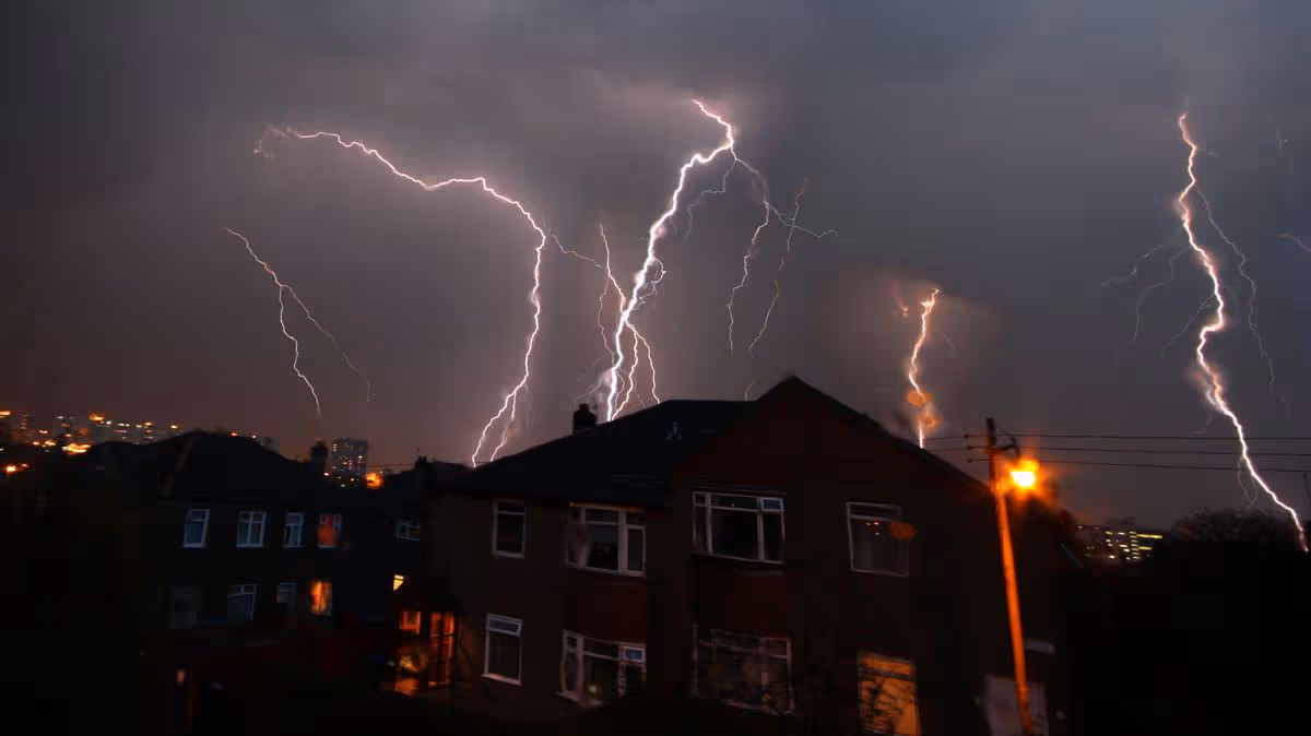 Met Office power cuts warning as 42 UK areas set for ‘intense’ thunderstorms