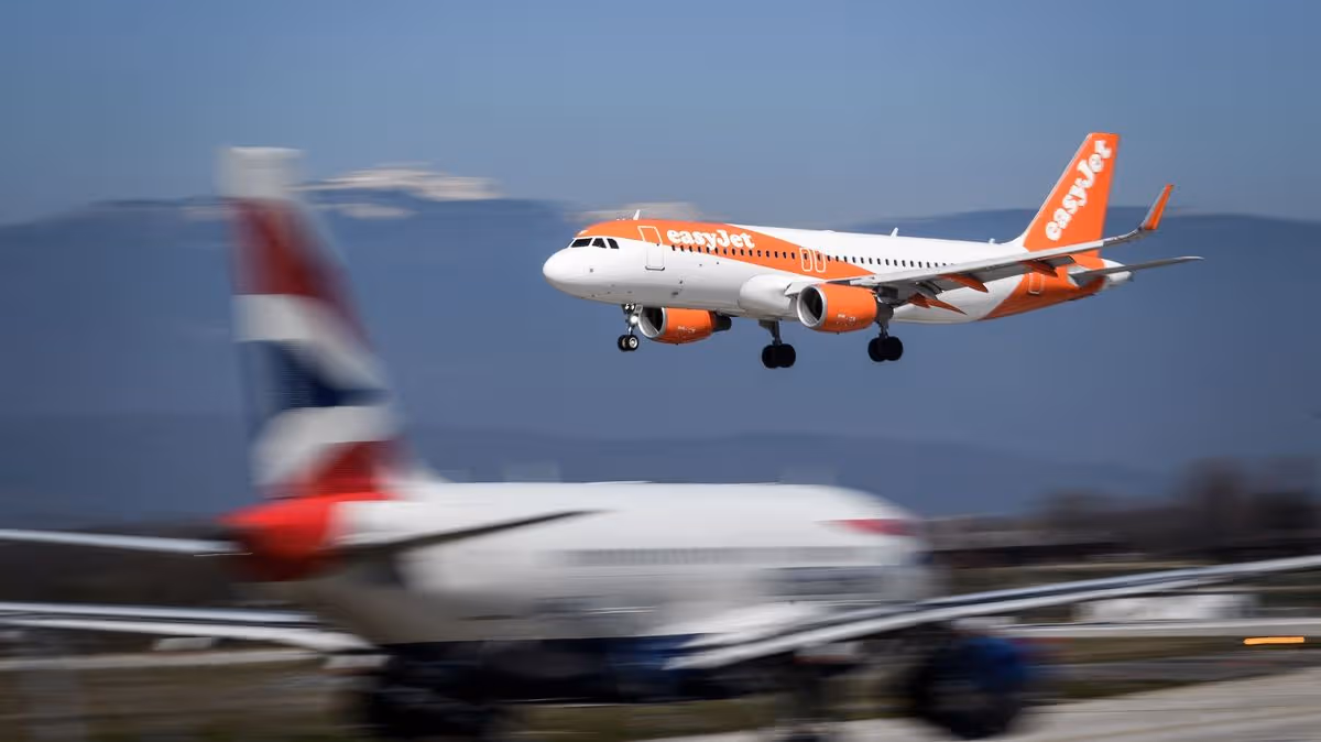 EasyJet flight declares mid-air emergency moments after take-off from Manchester