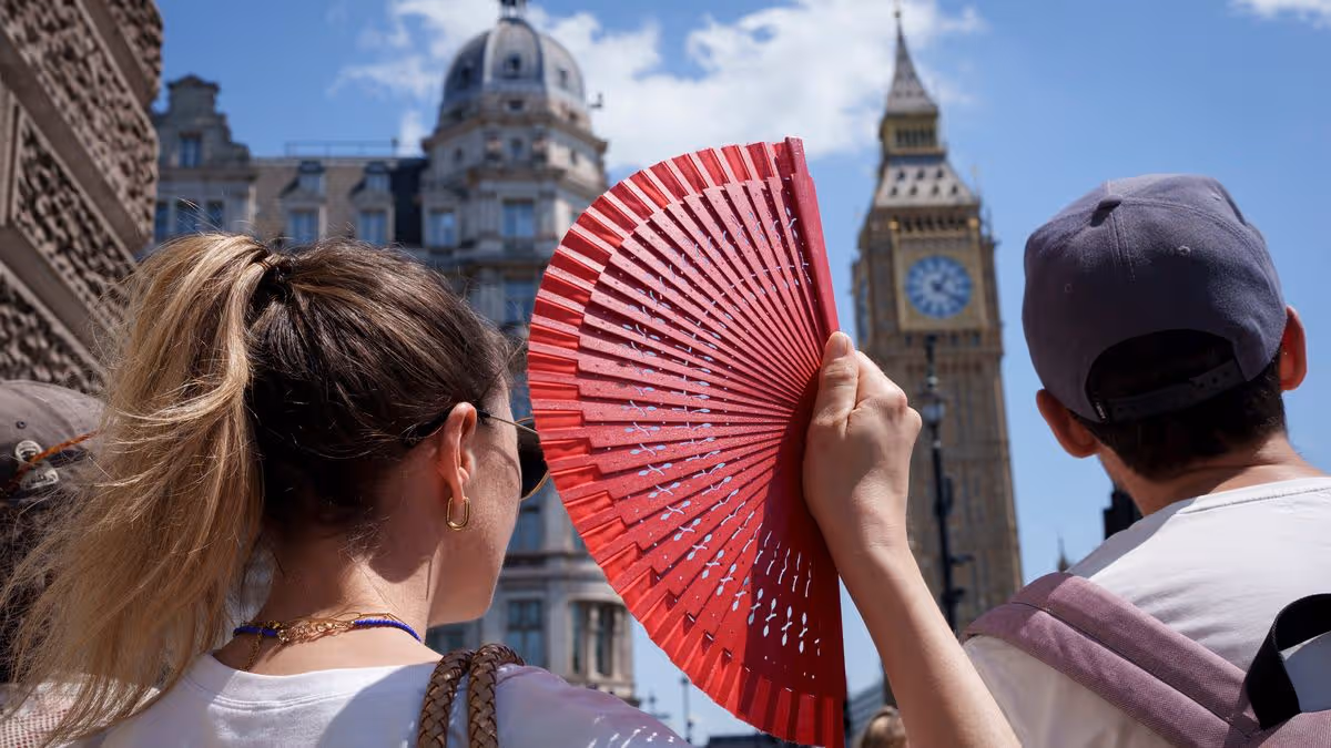 What is a Met Office red warning as rare heat alert issued for UK