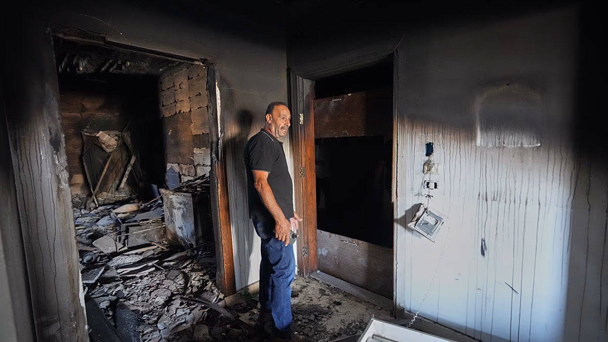 Video. Lebanon: Tyre residents return to homes shattered by strikes