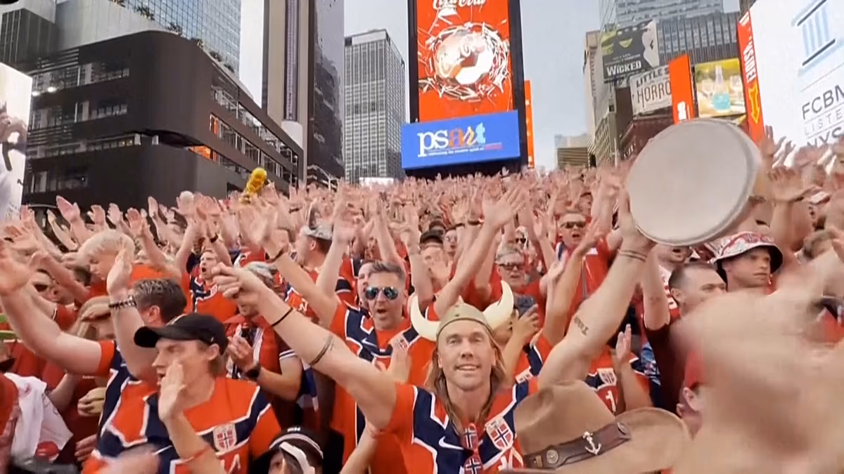 Video. Norway fans take over Times Square with Viking row