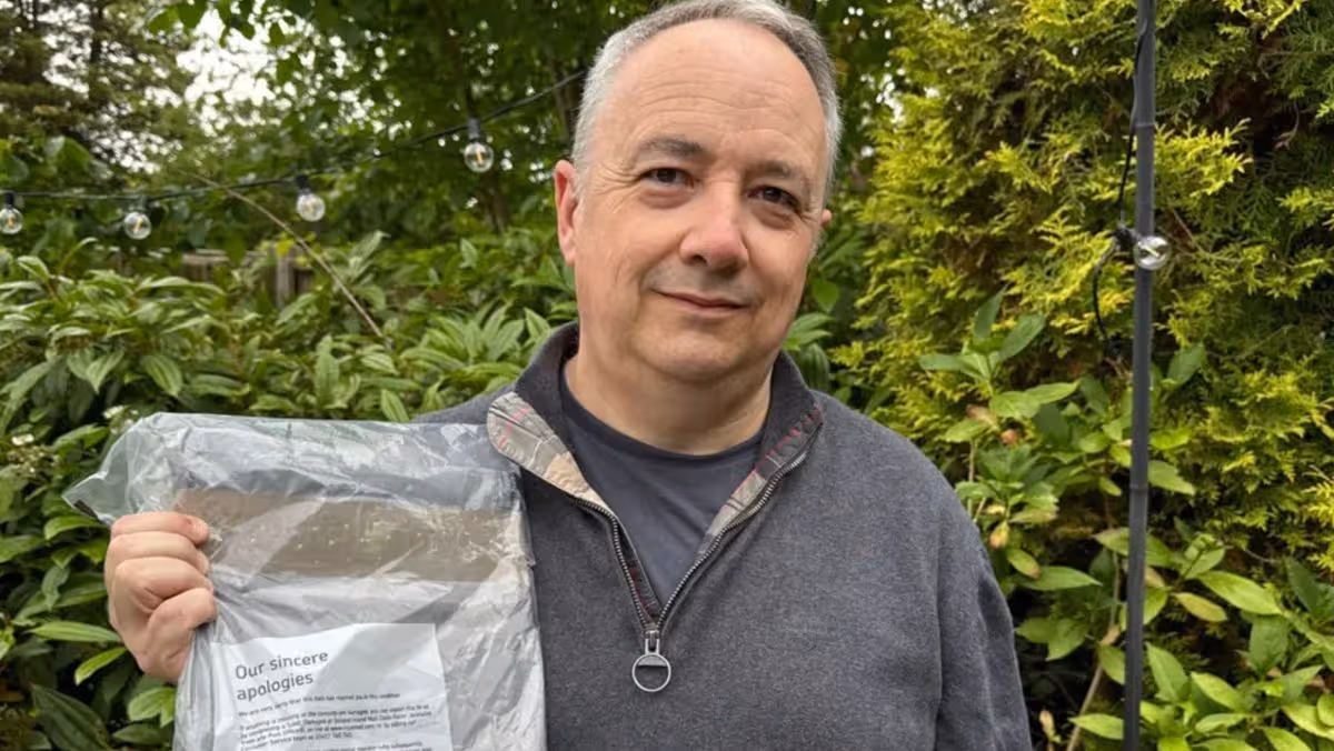 Dad receives Mother & Baby magazine in the post with note attached – 19 years after he ordered it