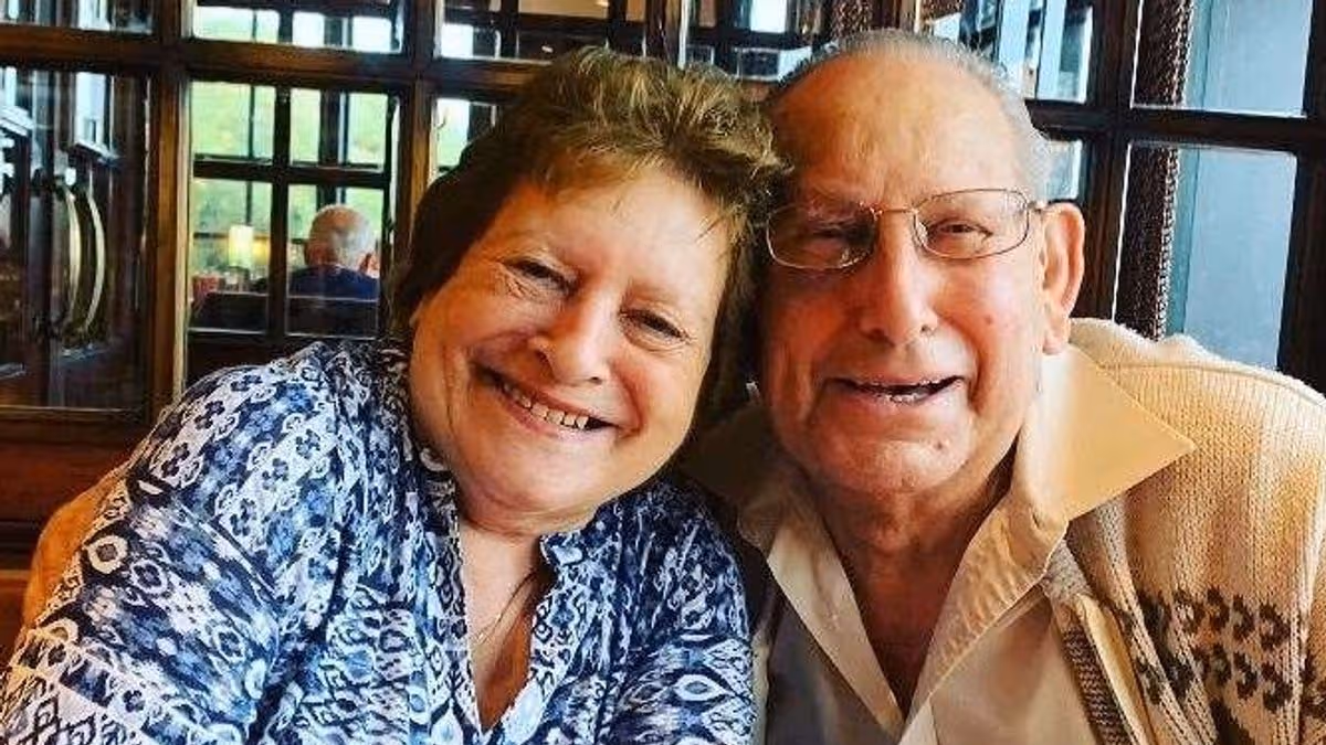 Devoted couple married for 67 years die just 41 hours apart as wife ‘could not cope’ alone